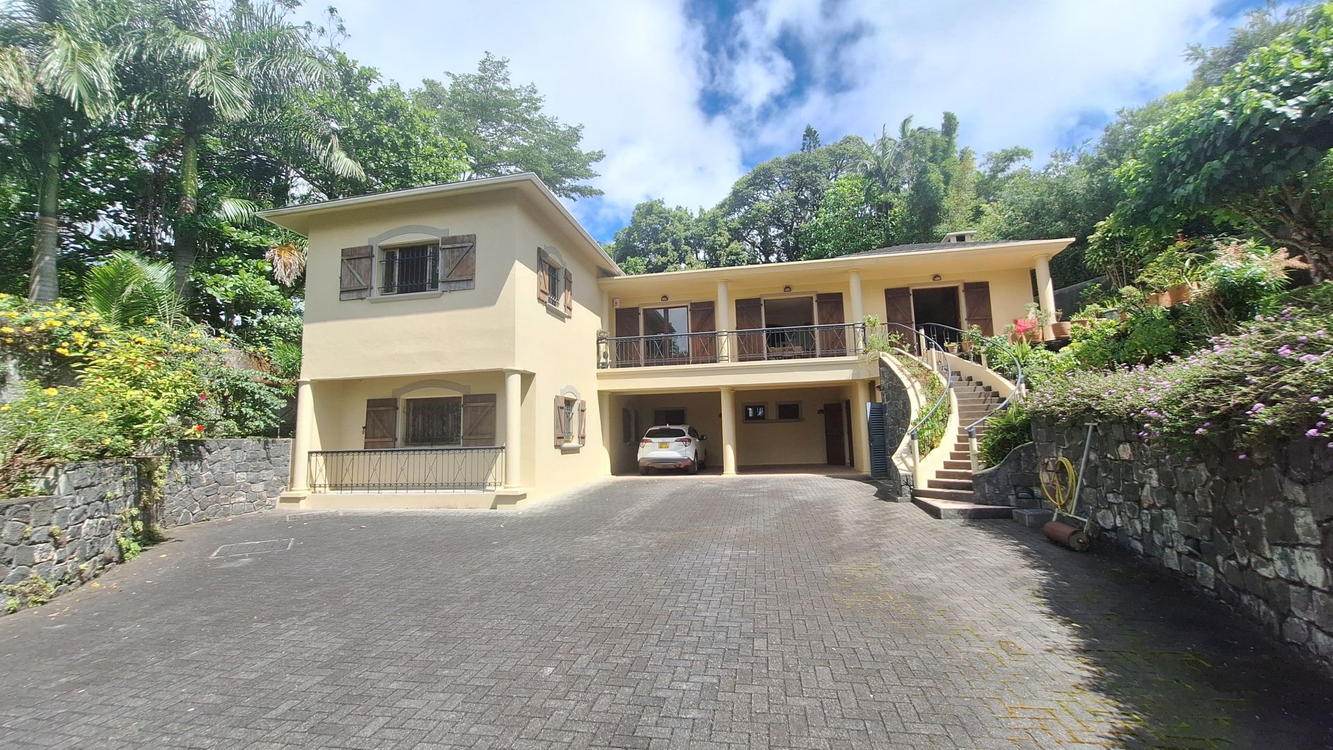 Maison / Villa 5 Chambre(s) en vente à Floréal, centre, île Maurice – LexpressProperty.com | 776745 | Ref01