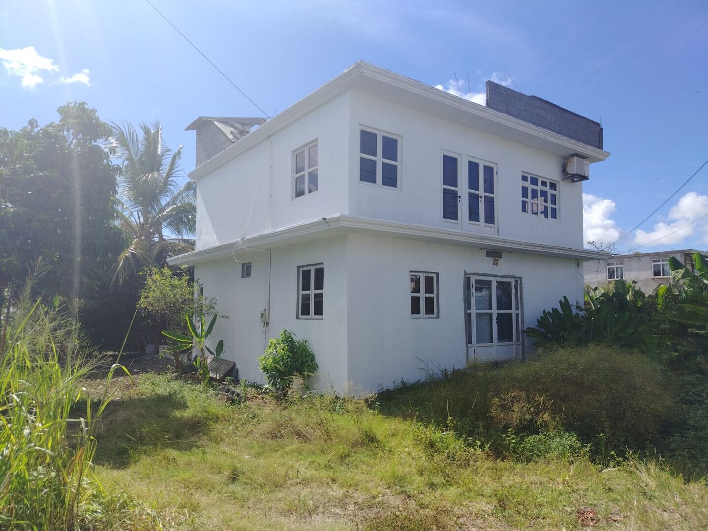 House / Villa of 6 bedrooms for rent in Plaine des Papayes, north, Mauritius – LexpressProperty.com | 777041 | Ref01