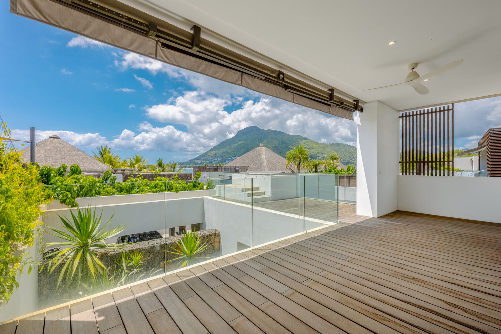 Townhouse / Duplex of 3 bedrooms for rent in Black River, west, Mauritius – LexpressProperty.com | 398876 | Ref01
