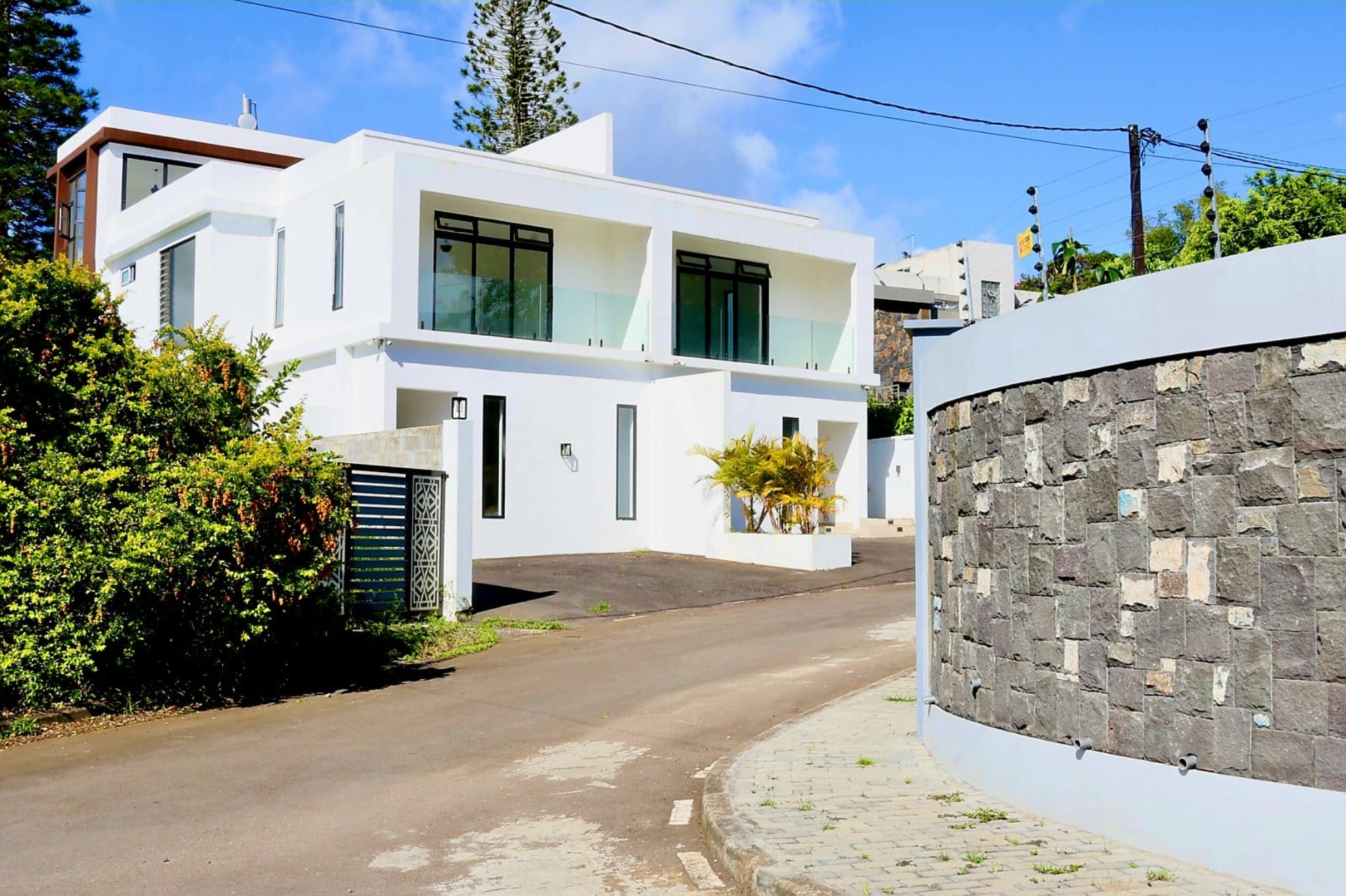 Townhouse / Duplex of 5 bedrooms for sale in Floréal, center, Mauritius – LexpressProperty.com | 784048 | Ref01