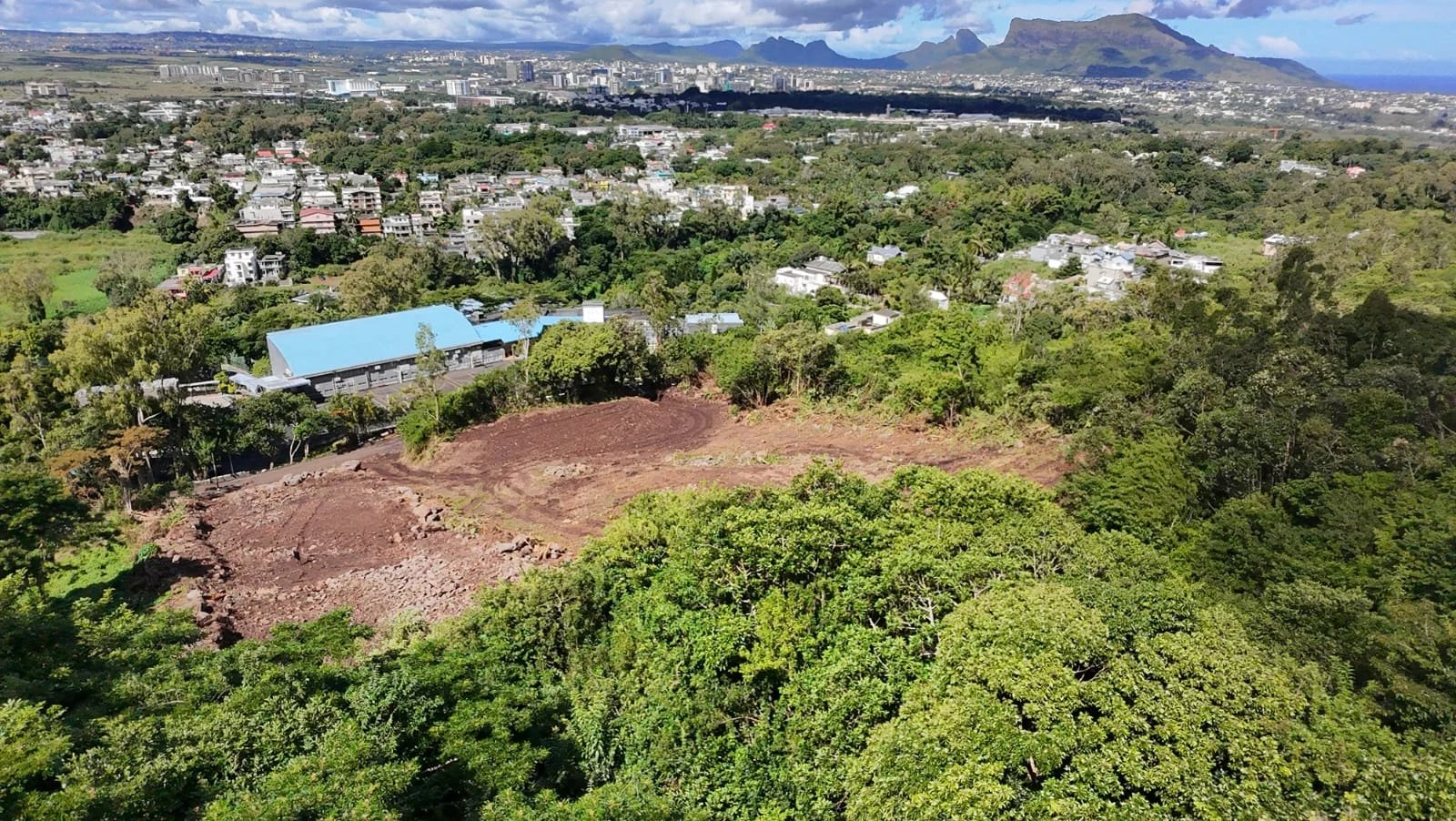 Residential land of 844 m2 for sale in Moka, center, Mauritius – LexpressProperty.com | 786381 | Ref01