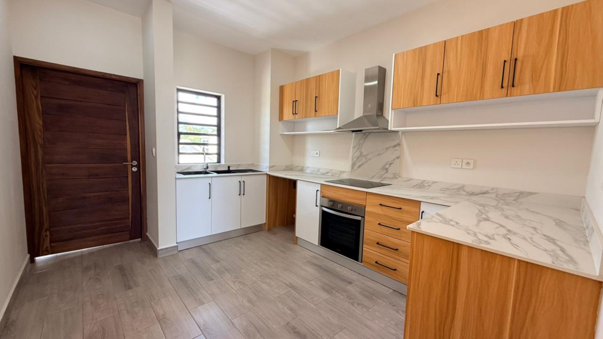 Apartment of 2 bedrooms for sale in Abercrombie, north, Mauritius – LexpressProperty.com | 786395 | Ref01