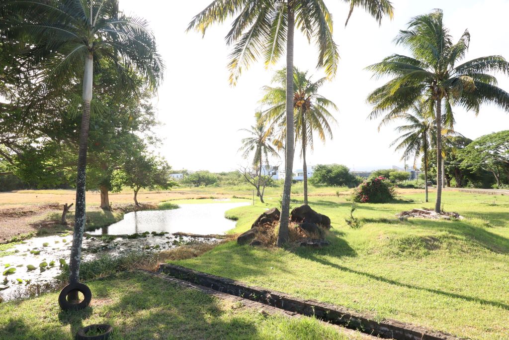 Residential land of 2405.4 m2 for sale in Albion, west, Mauritius – LexpressProperty.com | 786456 | Ref01