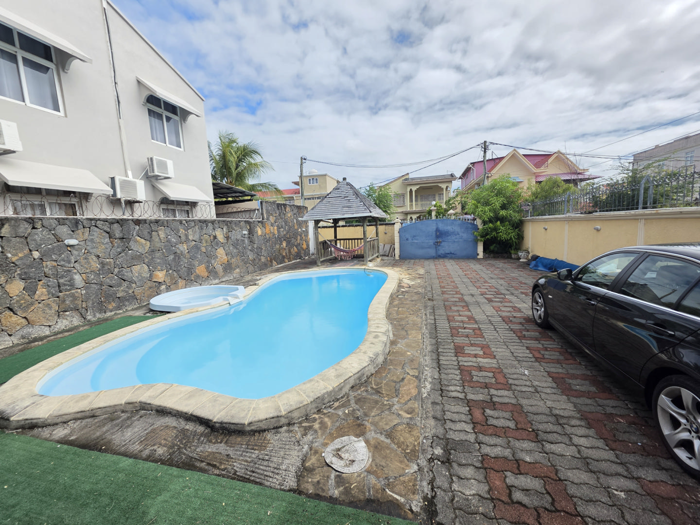 House / Villa of 5 bedrooms for rent in Péreybère, north, Mauritius – LexpressProperty.com | 786497 | Ref01