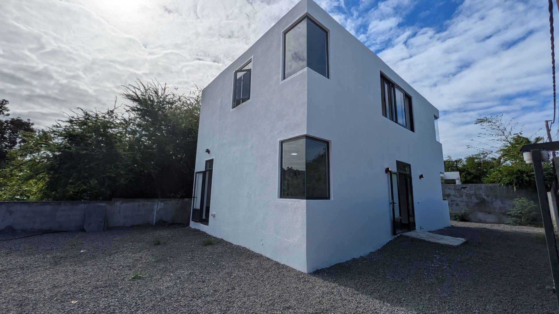 Maison / Villa 3 Chambre(s) en vente à Grand Gaube, nord, île Maurice – LexpressProperty.com | 786848 | Ref01