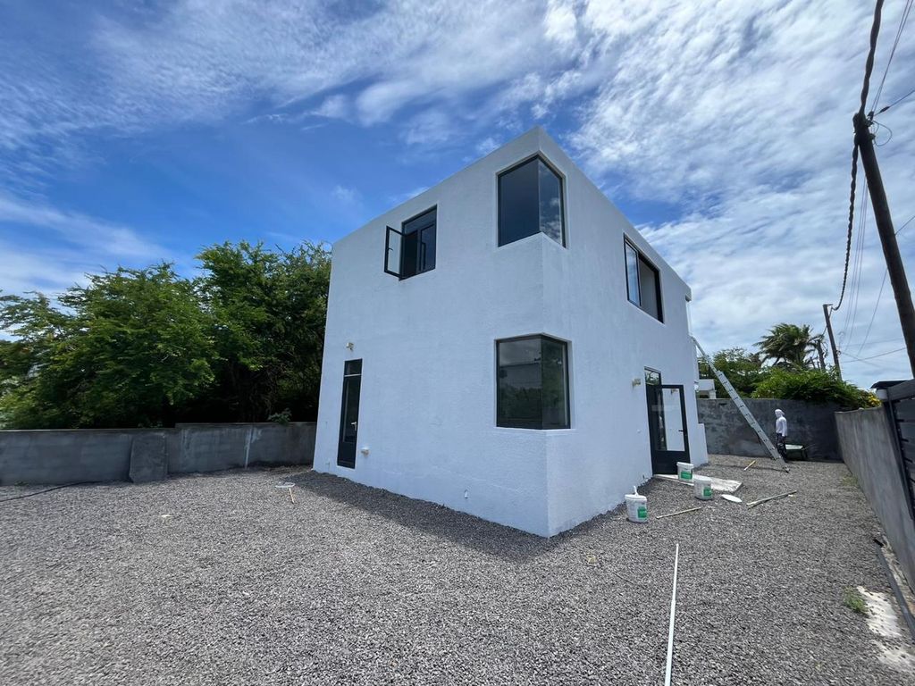House / Villa of 3 bedrooms for sale in Calodyne, north, Mauritius – LexpressProperty.com | 787287 | Ref01