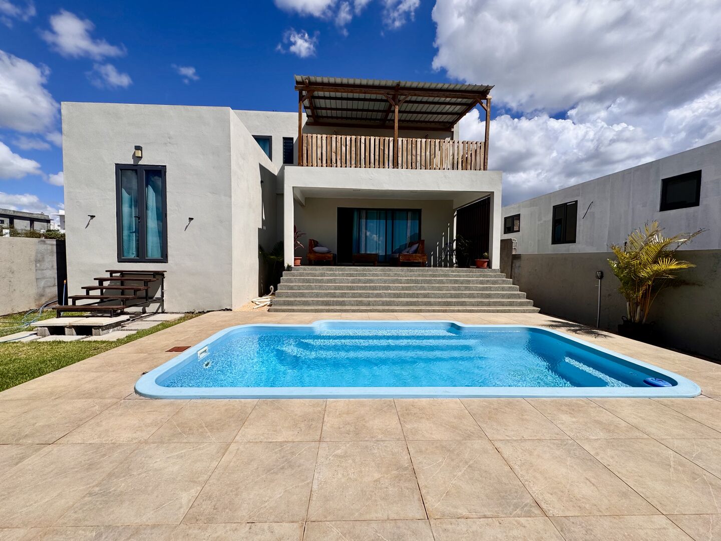 House / Villa of 3 bedrooms for rent in Pointe aux Sables, west, Mauritius – LexpressProperty.com | 784428 | Ref01