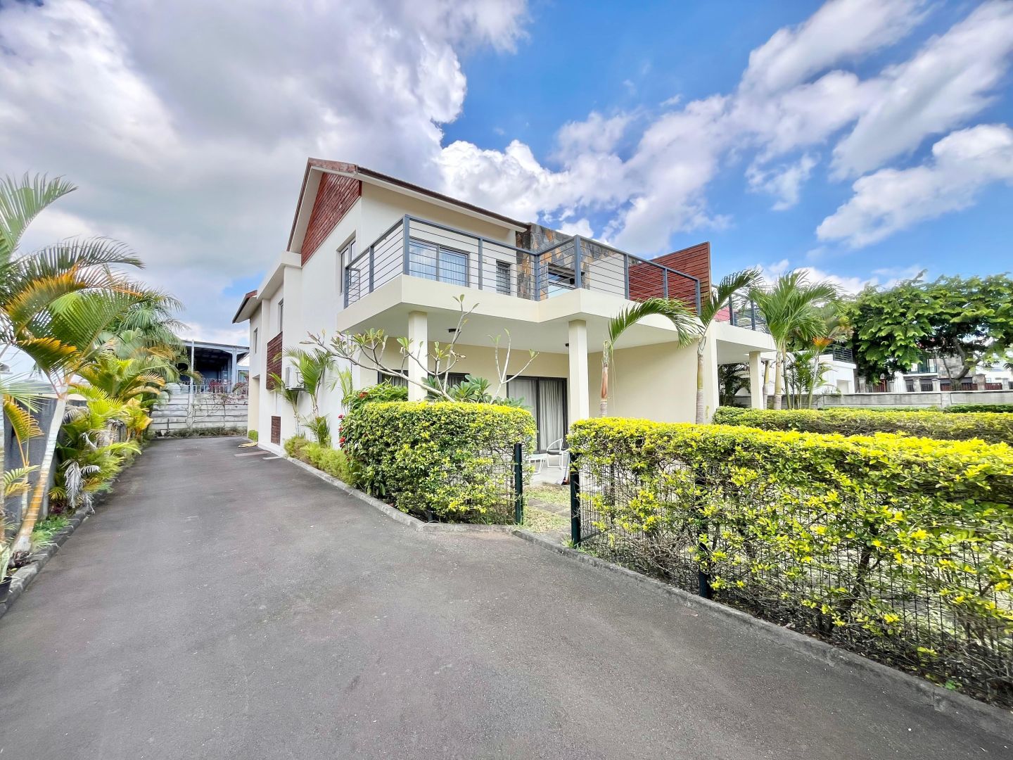 Townhouse / Duplex of 3 bedrooms for rent in Abercrombie, north, Mauritius – LexpressProperty.com | 209946 | Ref01