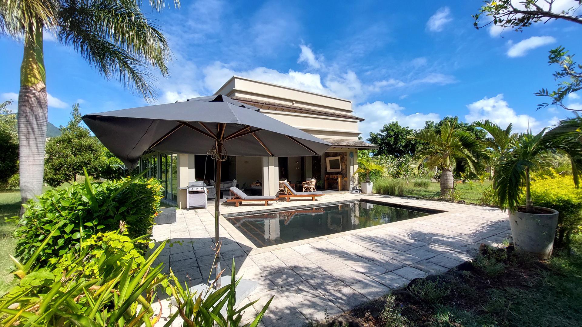 Maison / Villa 3 Chambre(s) en vente à Black River, ouest, île Maurice – LexpressProperty.com | 508100 | Ref01