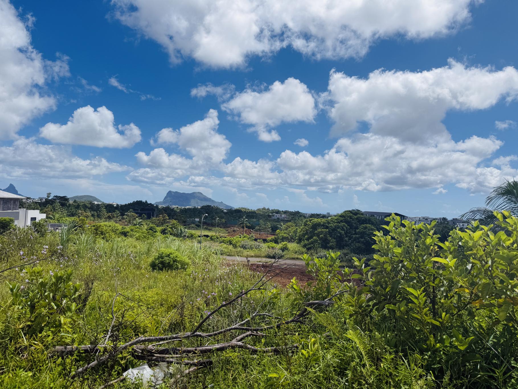Residential land of 518 m2 for sale in Moka, center, Mauritius – LexpressProperty.com | 788445 | Ref01