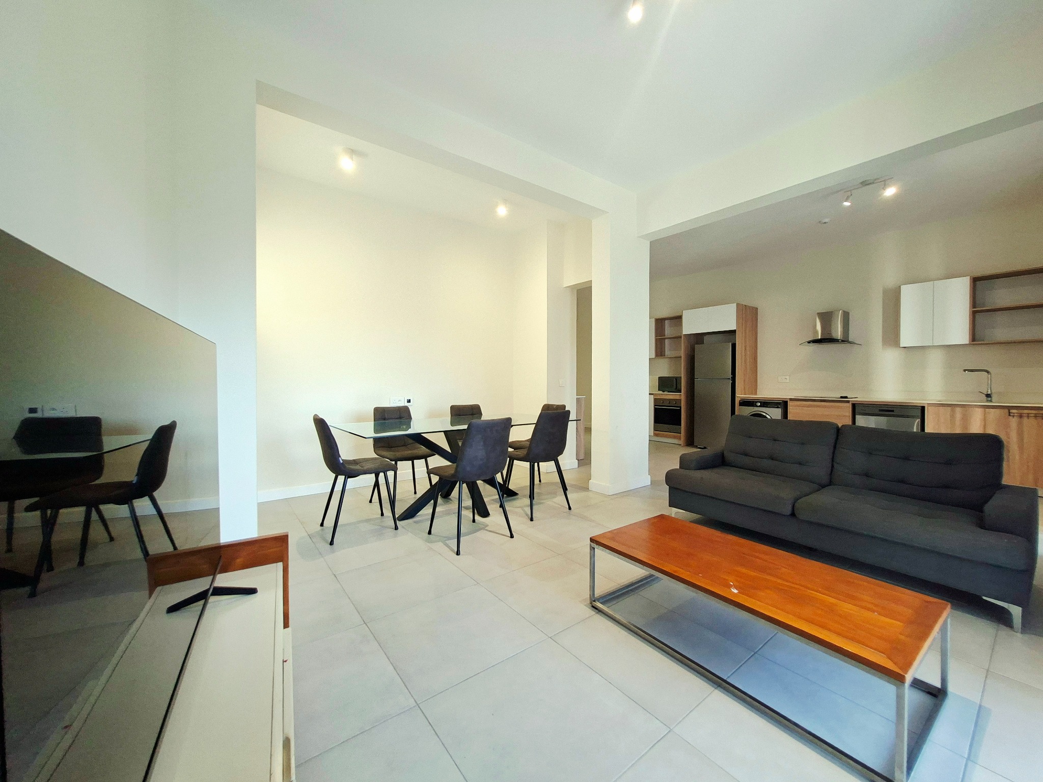 Appartement 3 Chambre(s) en location à Quatre Bornes, centre, île Maurice – LexpressProperty.com | 788470 | Ref01