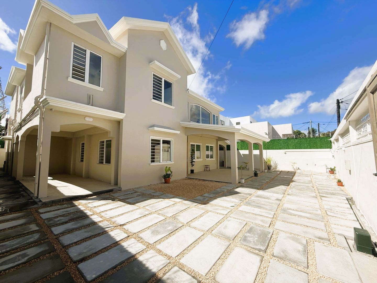 House / Villa of 6 bedrooms for sale in Rose Hill, center, Mauritius – LexpressProperty.com | 788767 | Ref01