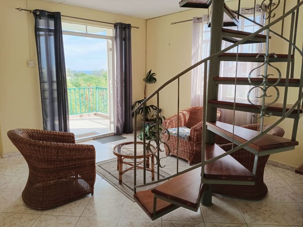 Apartment of 3 bedrooms for rent in Flic en Flac, west, Mauritius – LexpressProperty.com | 789831 | Ref01