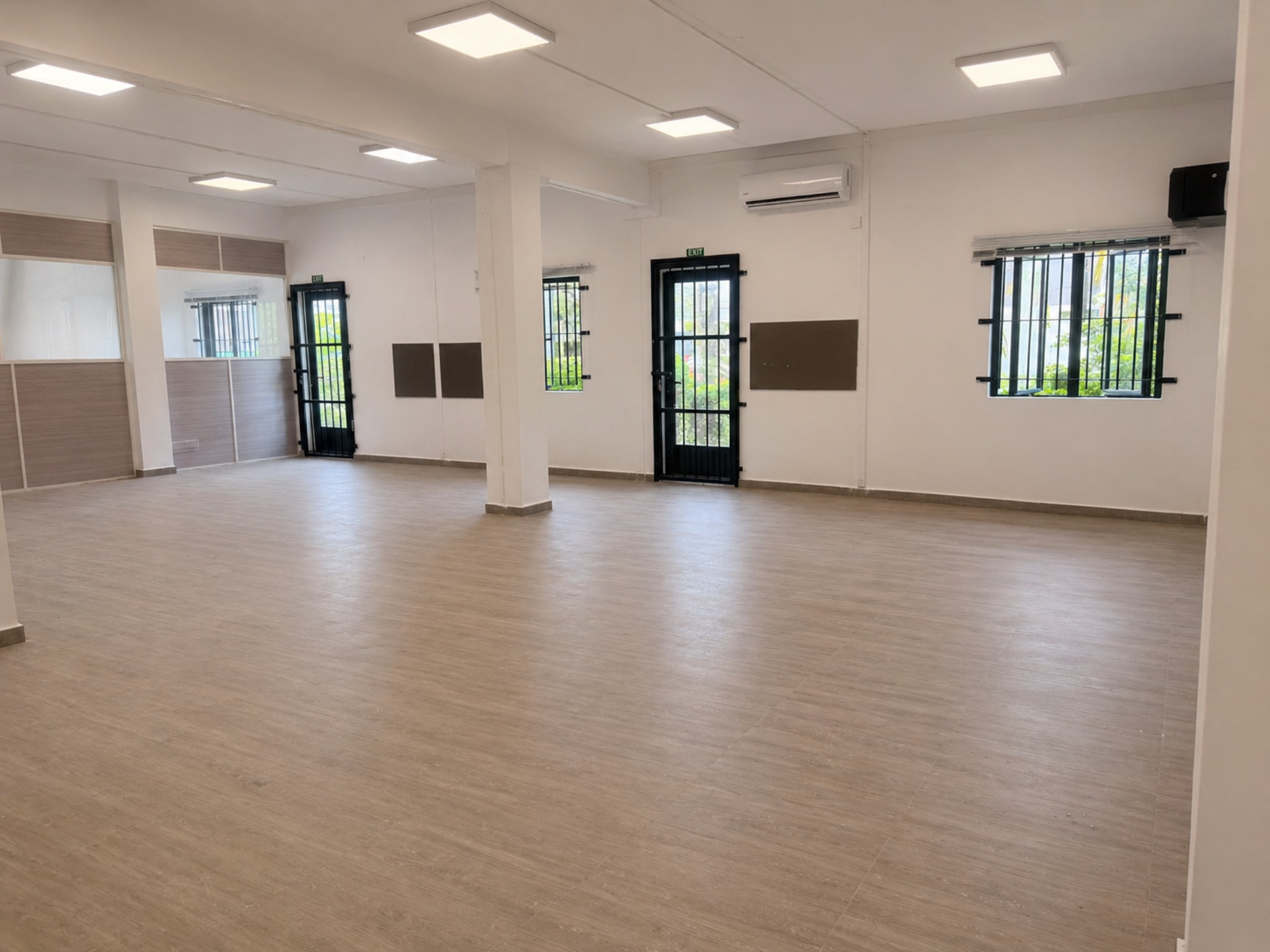 Local commercial location à Pointe aux Biches, nord, île Maurice – LexpressProperty.com | 668805 | Ref01