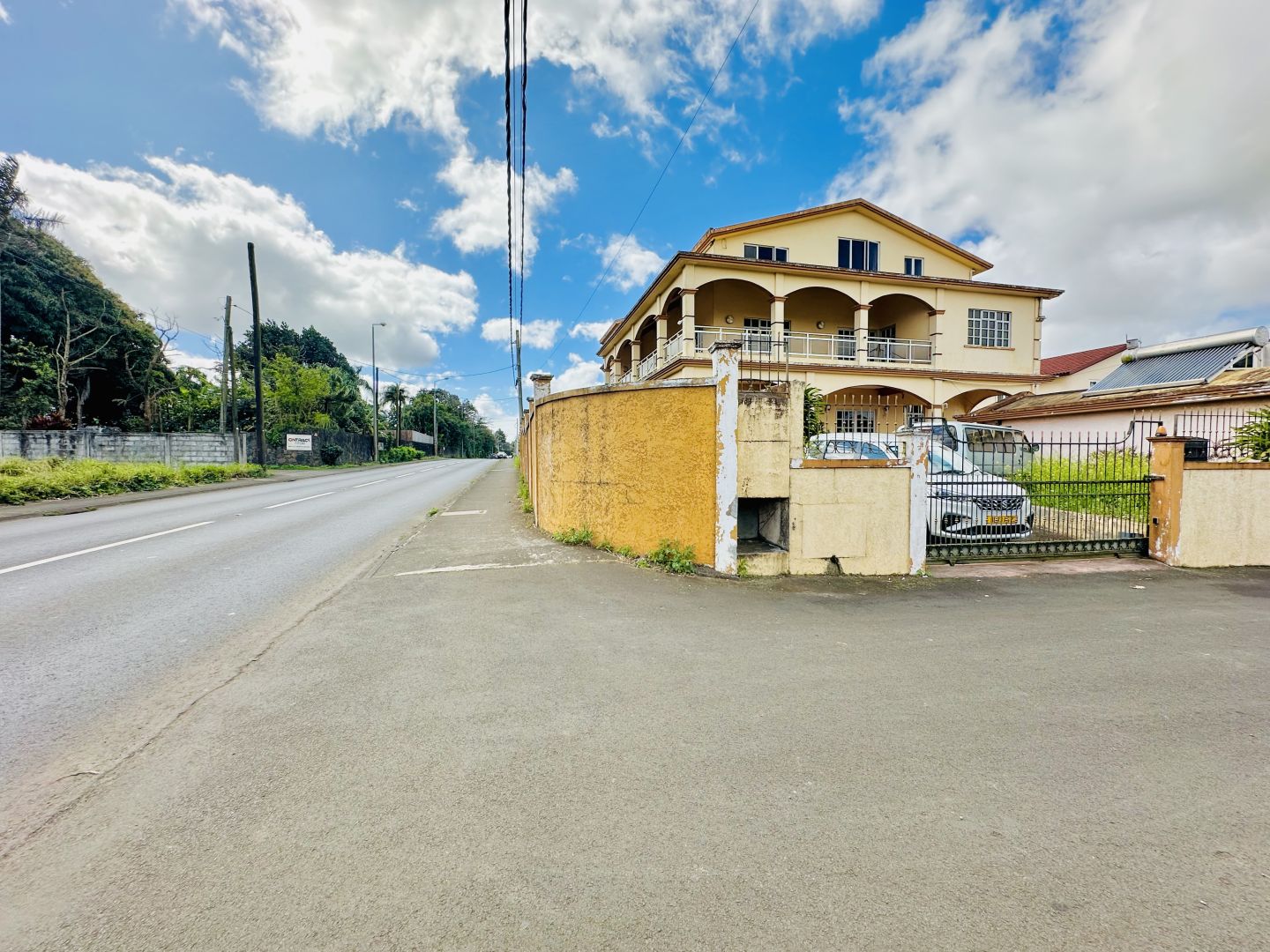 House / Villa of 10 bedrooms for sale in Moka, center, Mauritius – LexpressProperty.com | 790197 | Ref01
