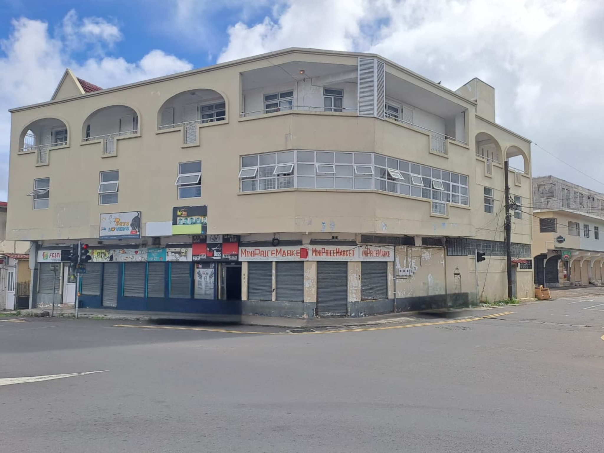 Entrepôt vente à Curepipe, centre, île Maurice – LexpressProperty.com | 784733 | Ref01