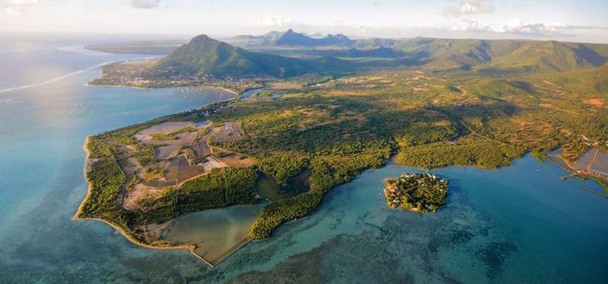Residential land of 1640 m2 for sale in Black River, west, Mauritius – LexpressProperty.com | 785326 | Ref01