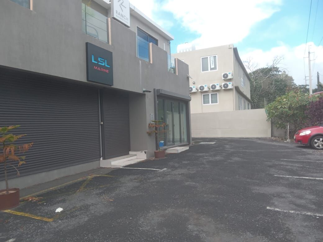Local commercial location à Black River, ouest, île Maurice – LexpressProperty.com | 785683 | Ref01