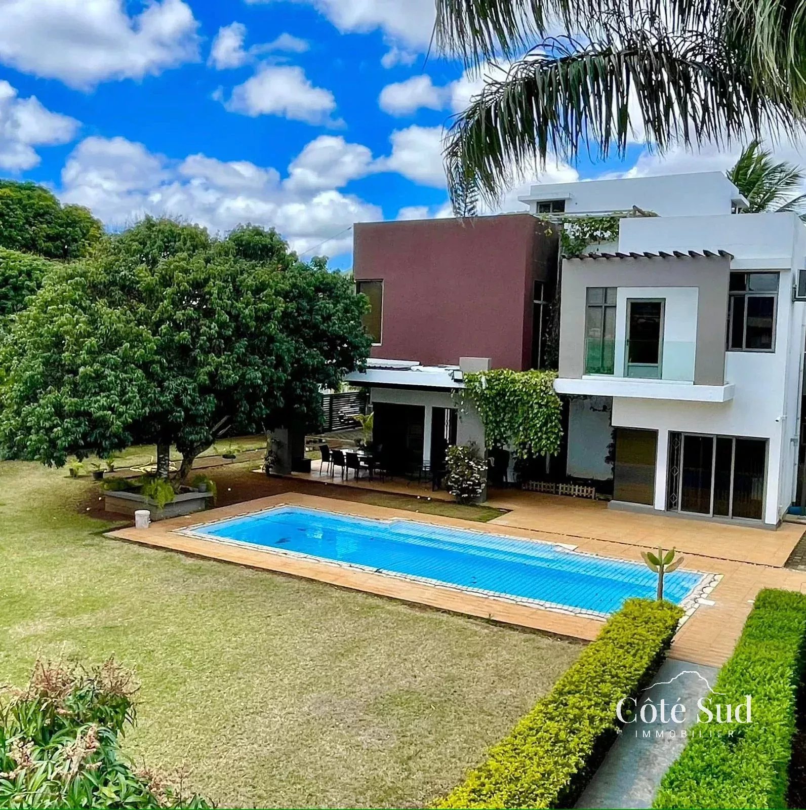 Property – LexpressProperty.com | 786180 | Ref01