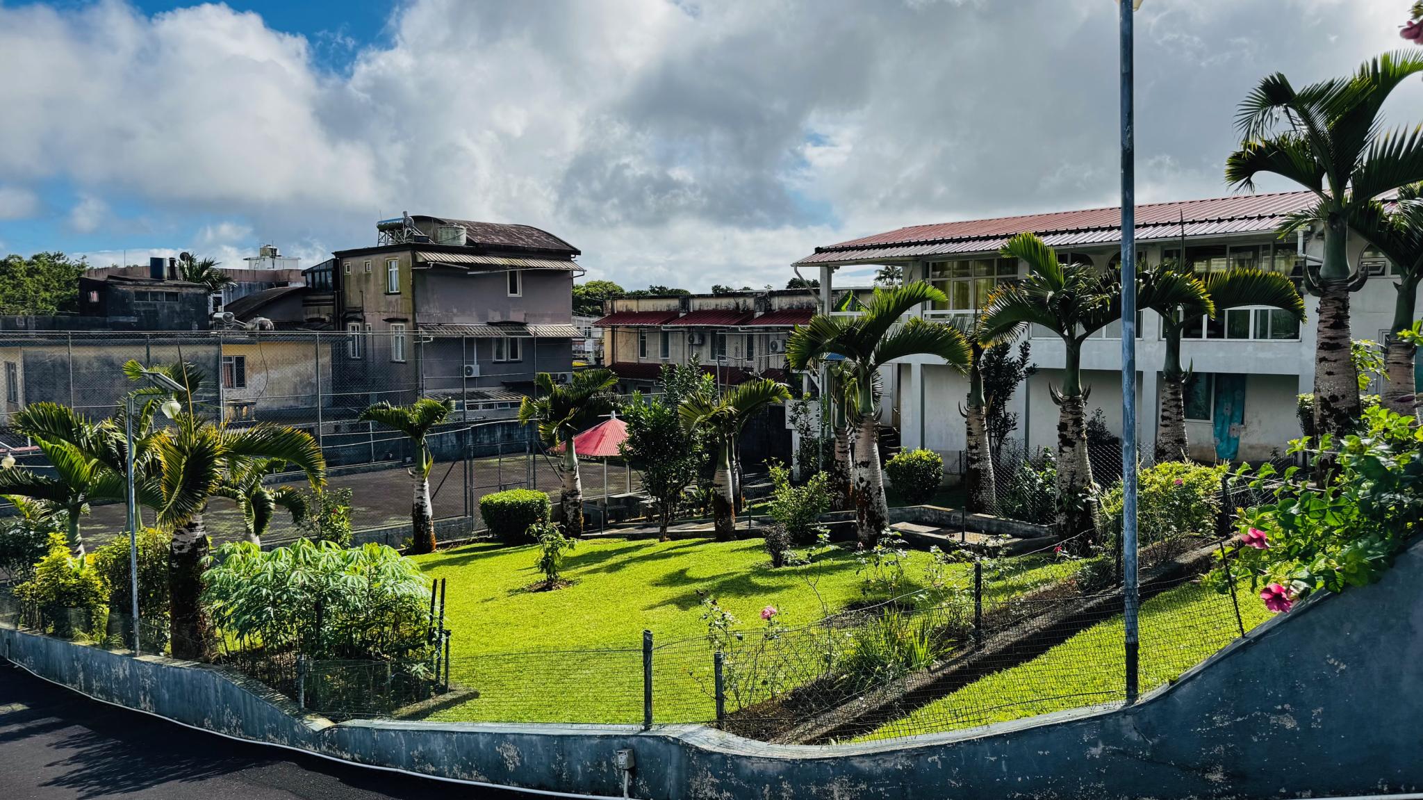 Residential land of 580 m2 for sale in Curepipe, center, Mauritius – LexpressProperty.com | 793283 | Ref01