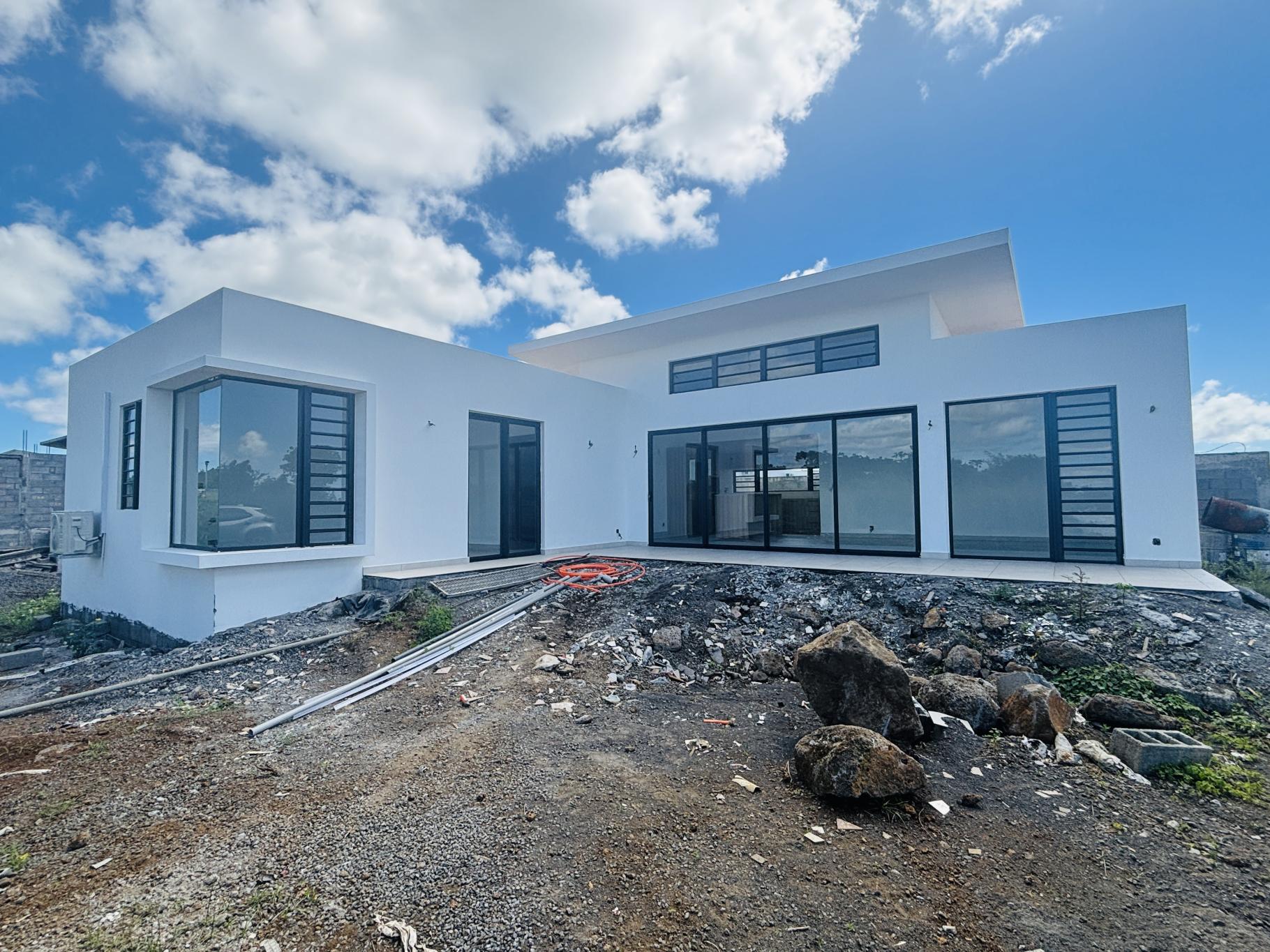 House / Villa of 3 bedrooms for sale in Petit Raffray, north, Mauritius – LexpressProperty.com | 768120 | Ref01