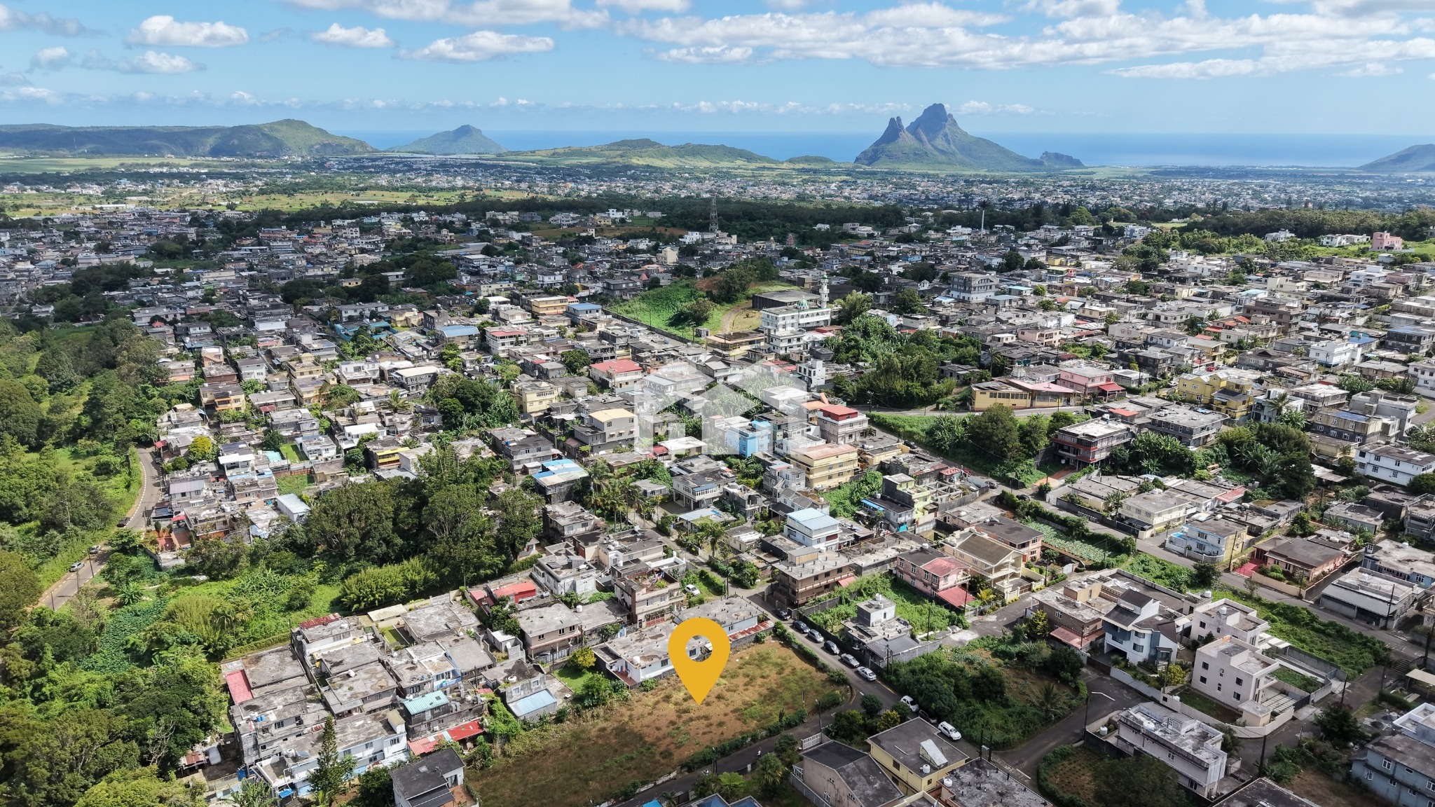 Residential land of 283 m2 for sale in Curepipe, center, Mauritius – LexpressProperty.com | 793535 | Ref01