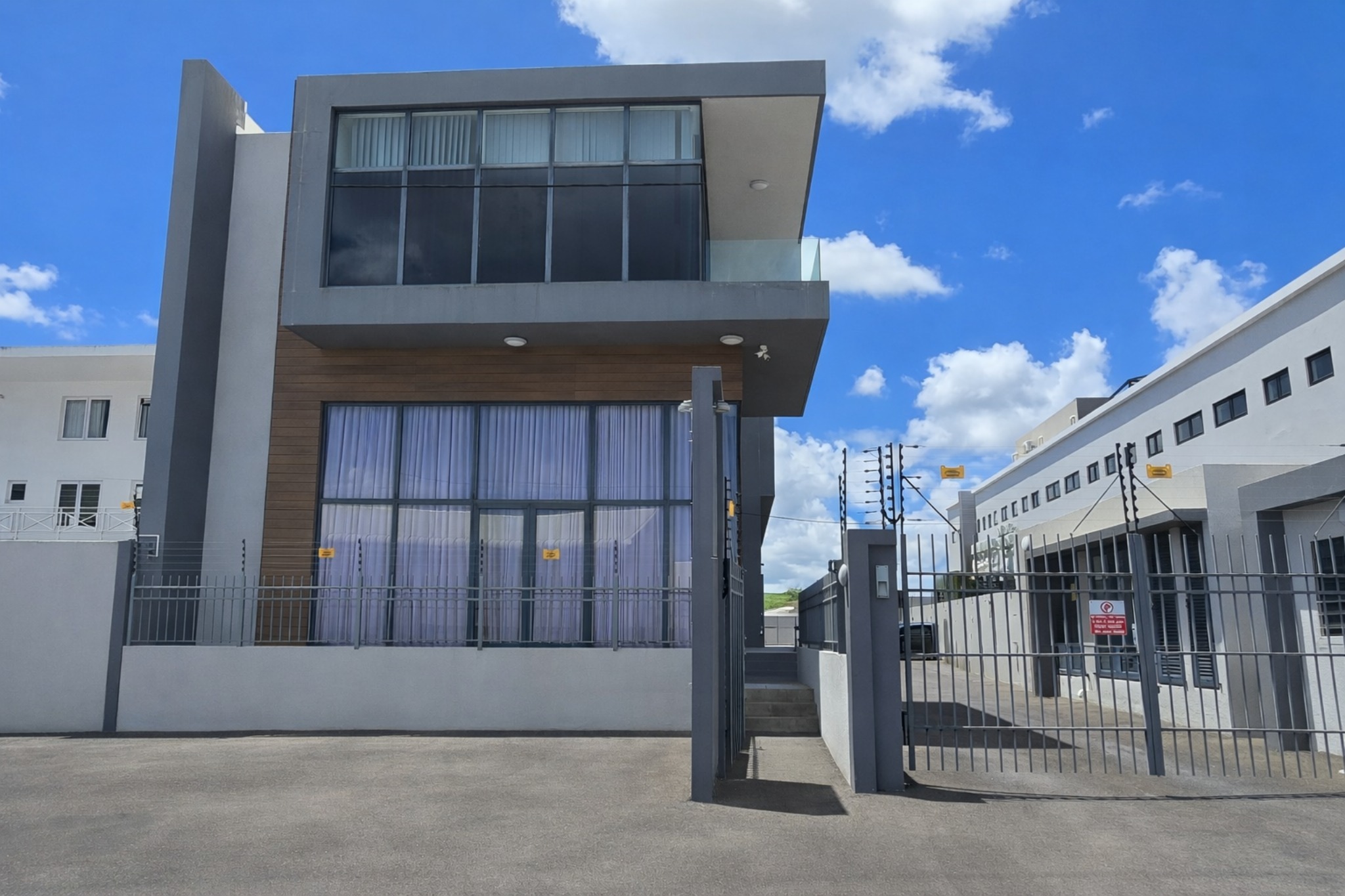 Commercial space for sale in Bambous, west, Mauritius – LexpressProperty.com | 259481 | Ref01