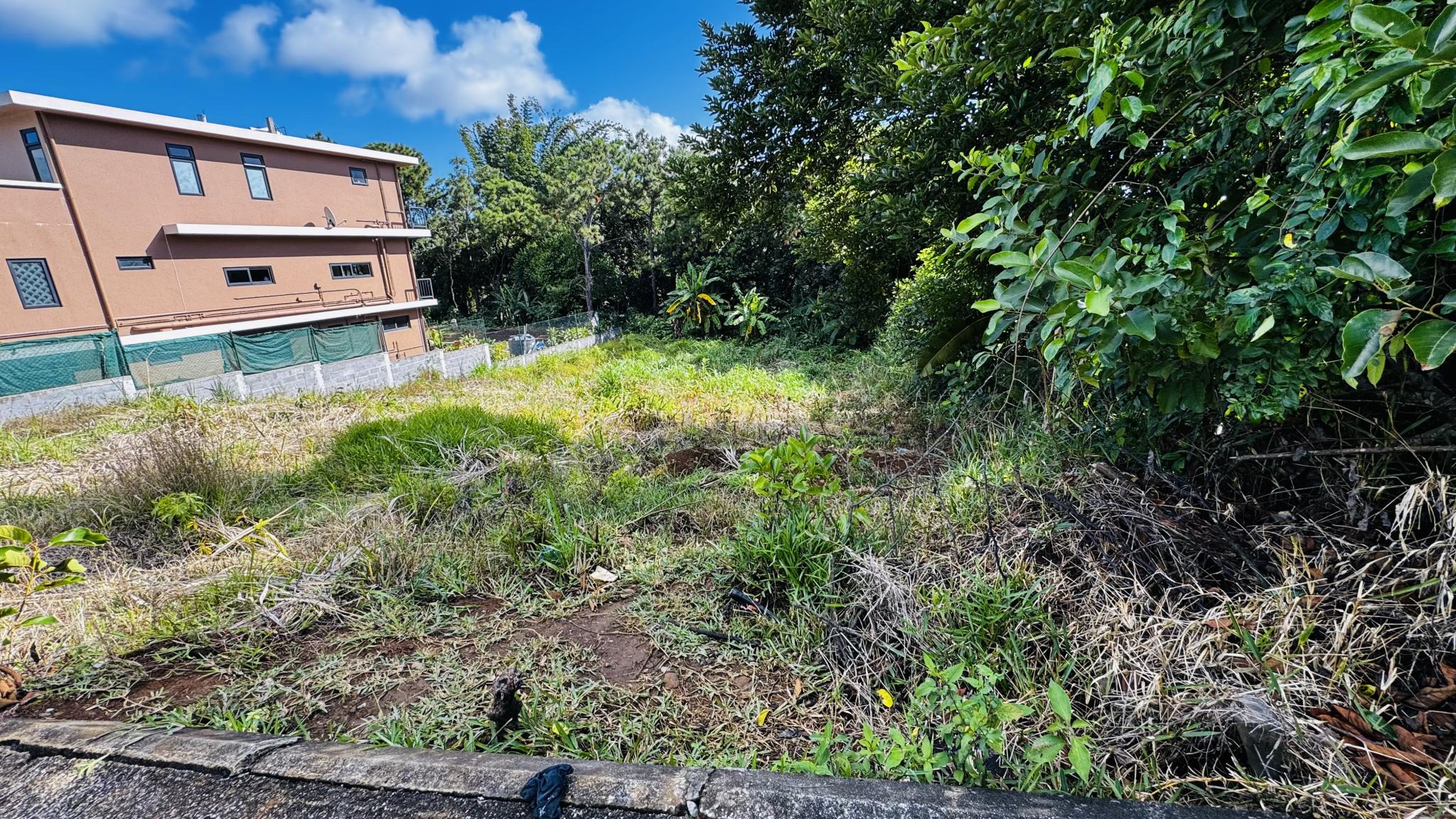 Residential land of 971 m2 for sale in Highlands, center, Mauritius – LexpressProperty.com | 795836 | Ref01