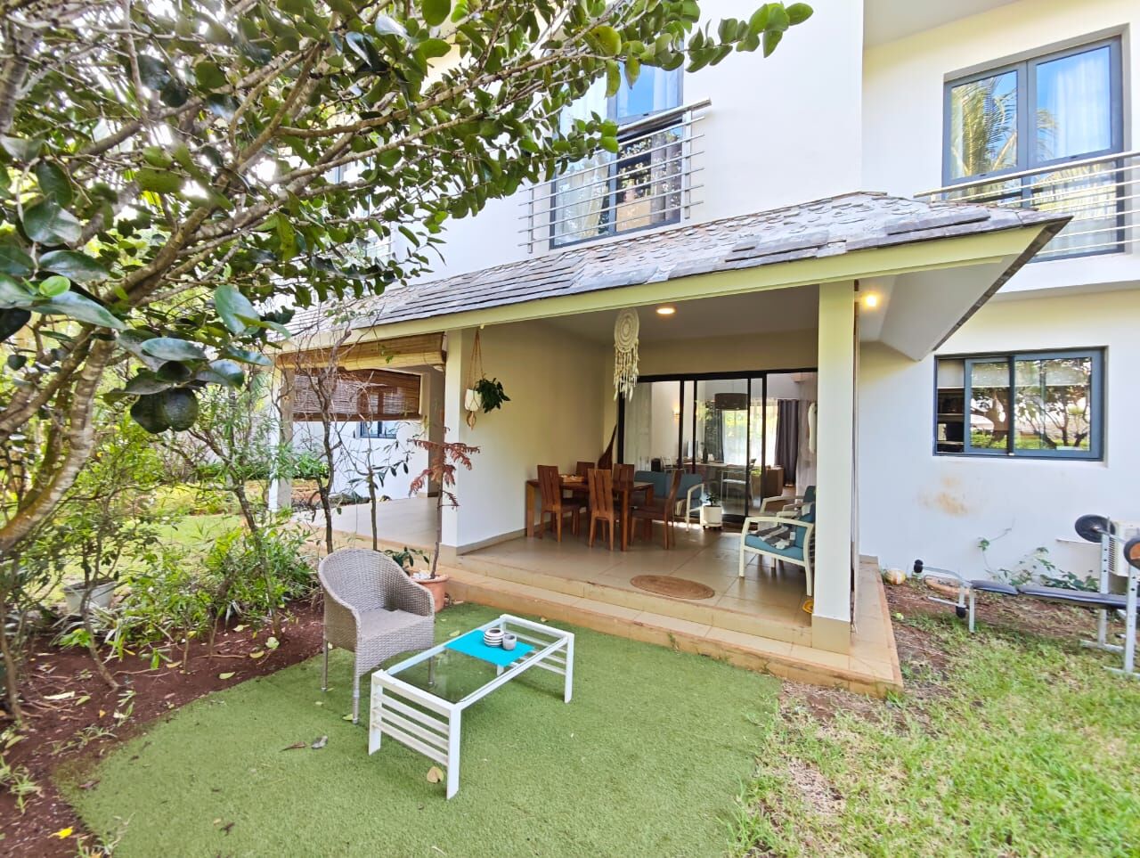 Townhouse / Duplex of 4 bedrooms for rent in Roches Noires, north, Mauritius – LexpressProperty.com | 795855 | Ref01