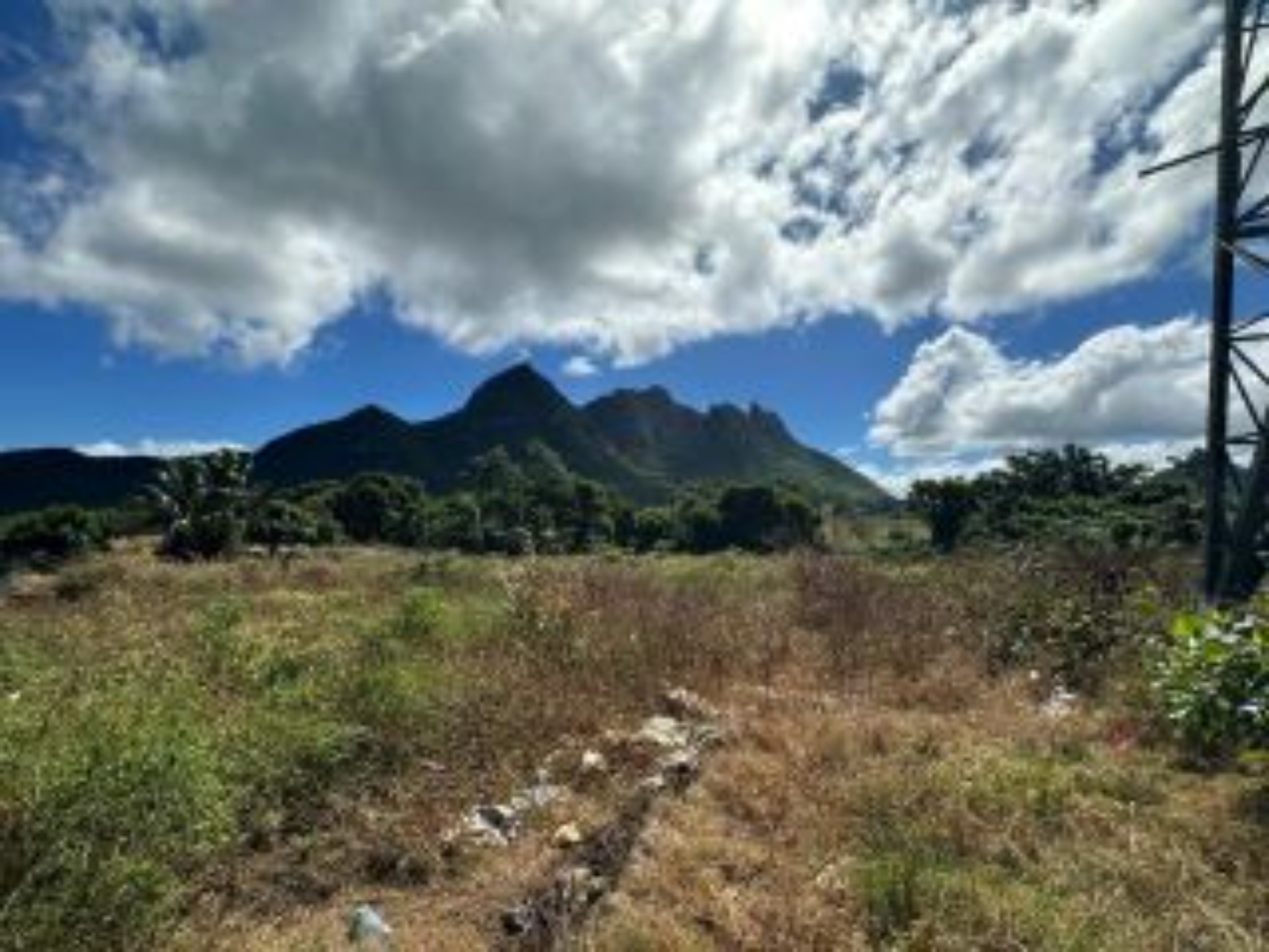 Agricultural land of 1707 m2 for sale in Moka, center, Mauritius – LexpressProperty.com | 796100 | Ref01