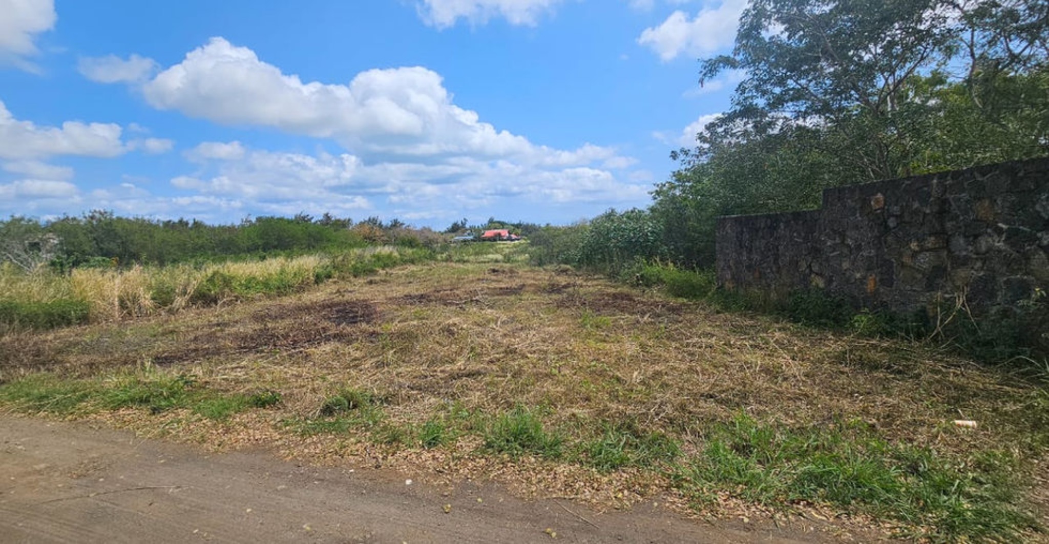 Residential land of 844 m2 for sale in Mont Mascal, north, Mauritius – LexpressProperty.com | 796746 | Ref01