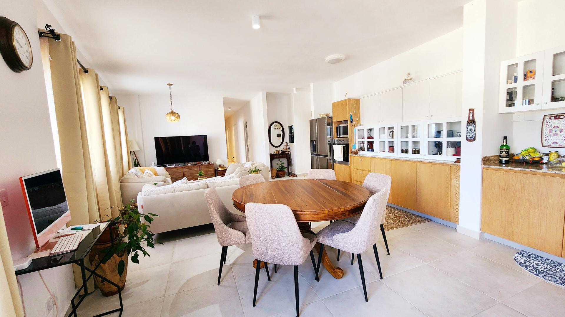 Apartment of 4 bedrooms for sale in Rose Hill, center, Mauritius – LexpressProperty.com | 507616 | Ref01