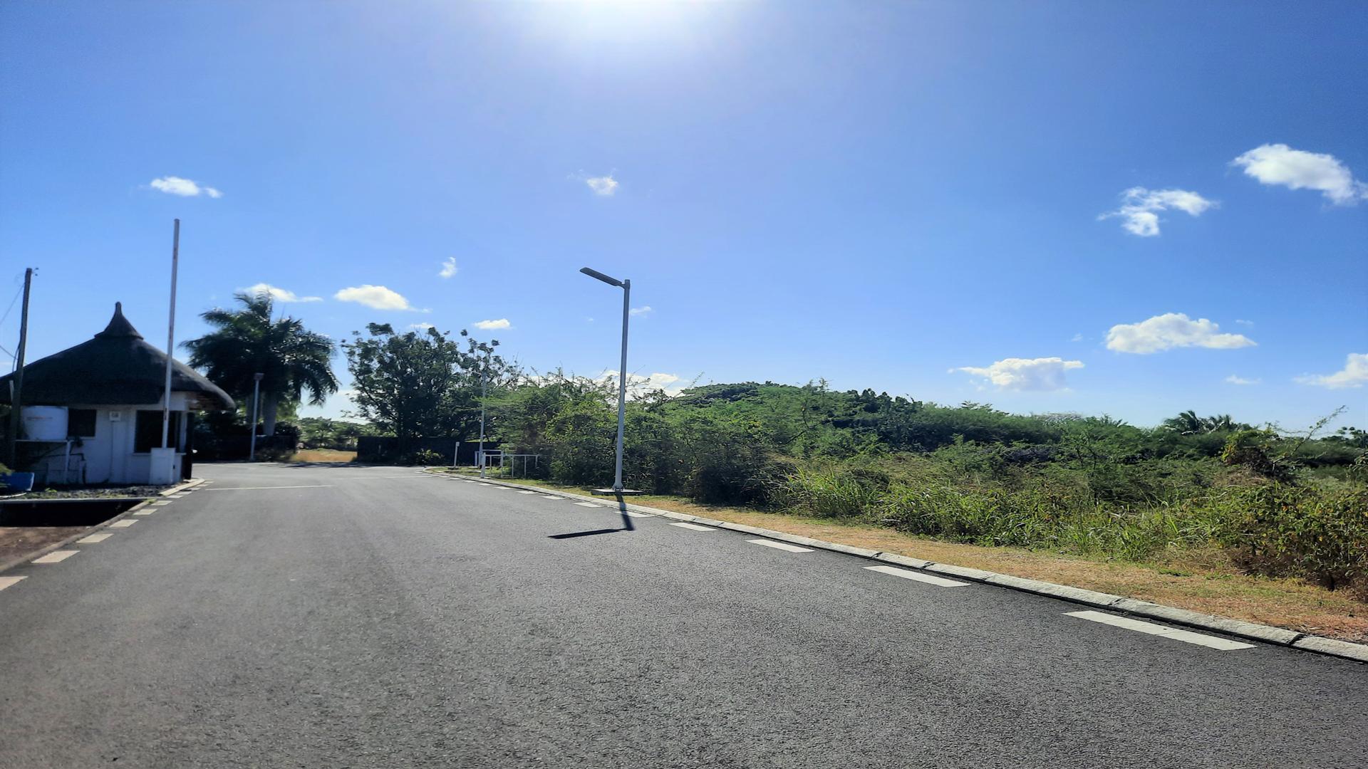 Terrain résidentiel de 2168 m2 en vente à Tamarin, ouest, île Maurice – LexpressProperty.com | 788888 | Ref01