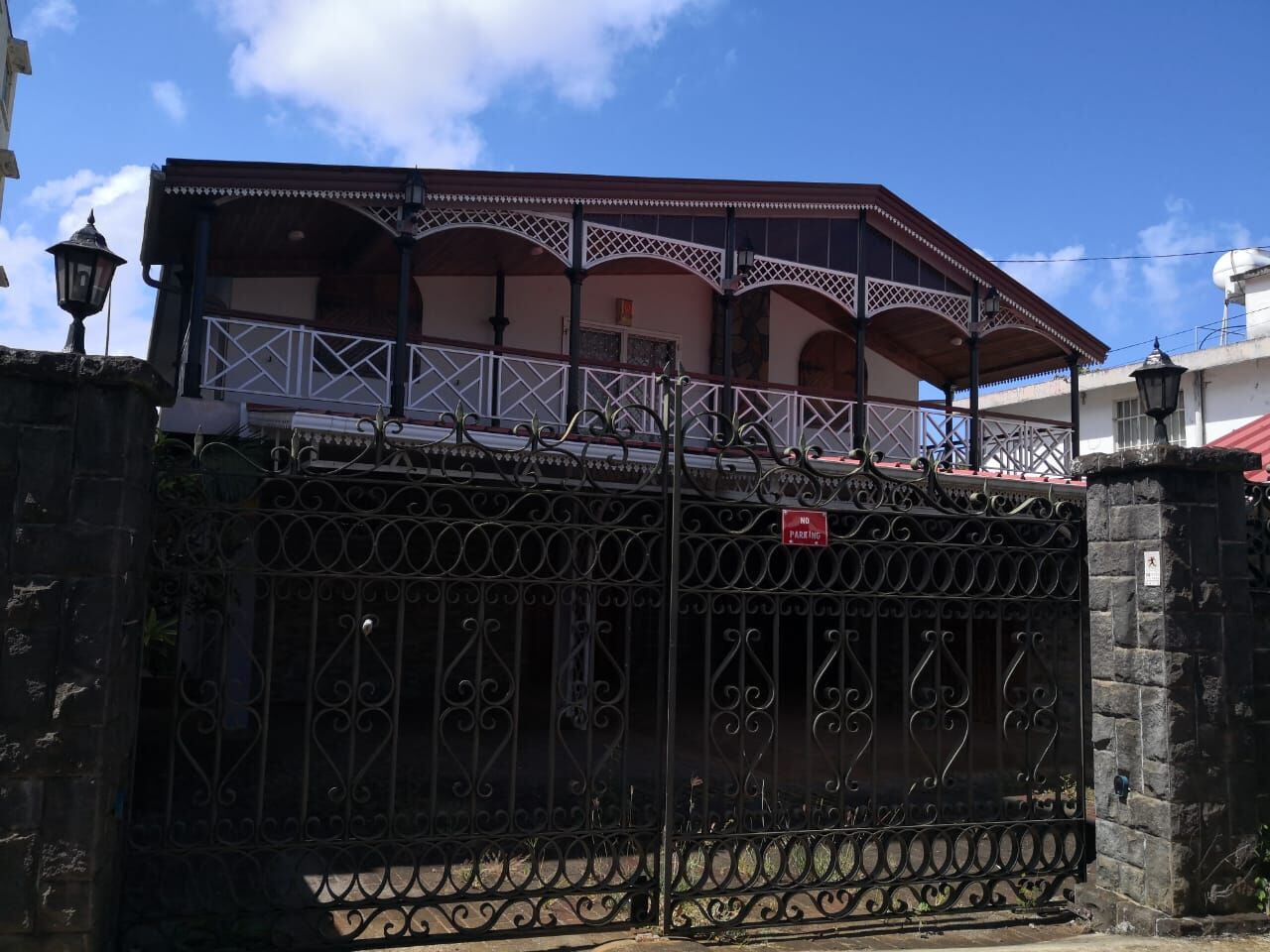 Maison / Villa 4 Chambre(s) en vente à Beau Bassin, centre, île Maurice – LexpressProperty.com | 798519 | Ref01