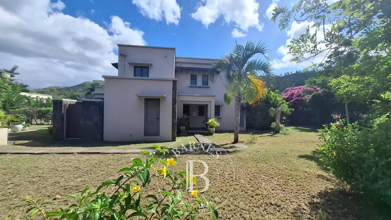 Maison / Villa 3 Chambre(s) en location à Black River, ouest, île Maurice – LexpressProperty.com | 799145 | Ref01