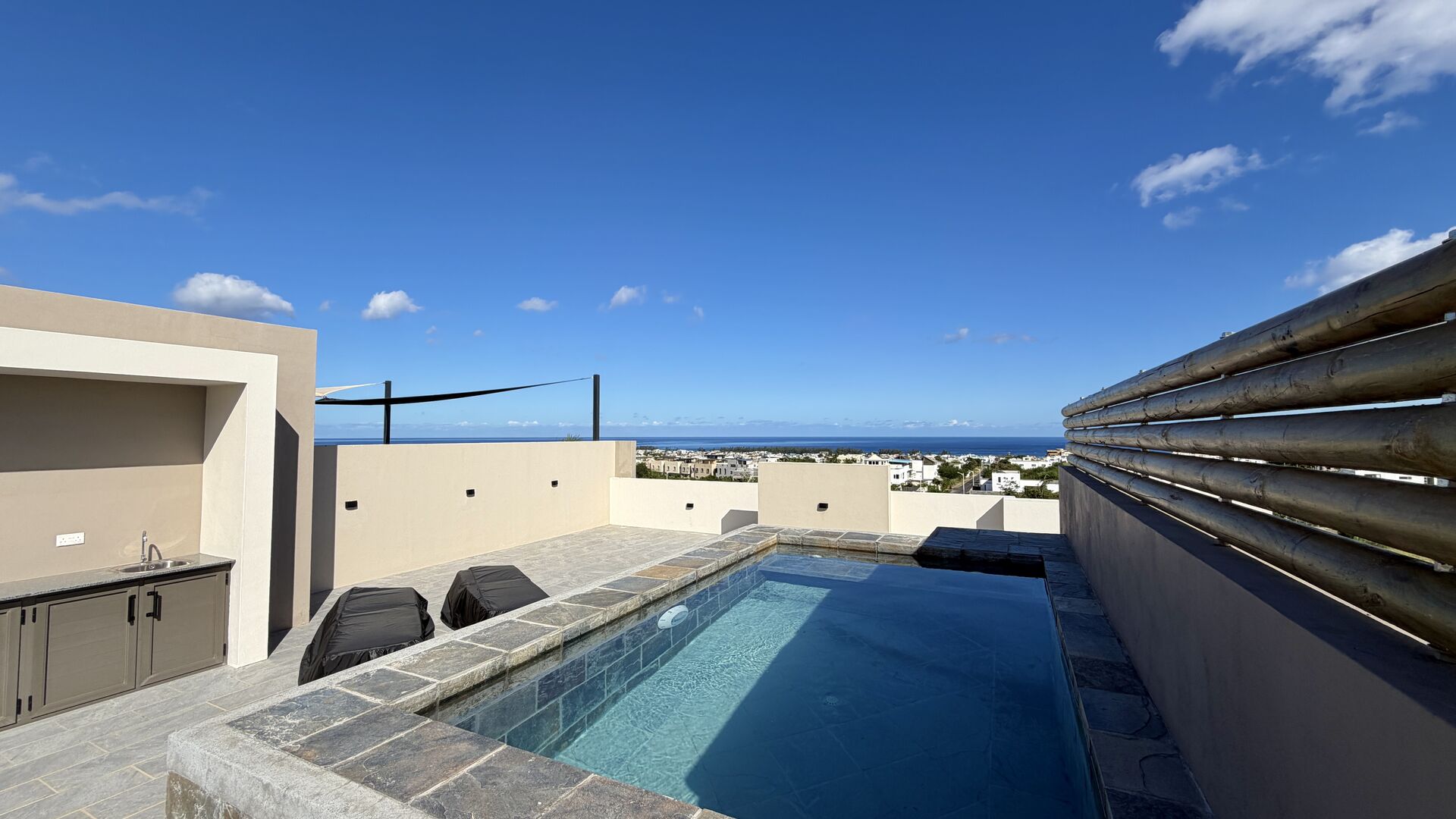 Apartment of 3 bedrooms for sale in Flic en Flac, west, Mauritius – LexpressProperty.com | 799392 | Ref01