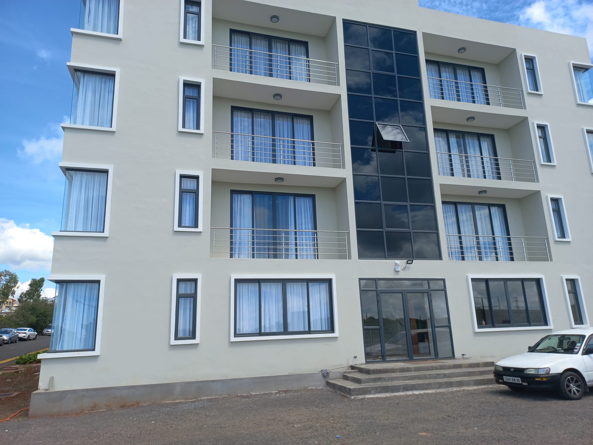 Apartment of 3 bedrooms for rent in Ebène, center, Mauritius – LexpressProperty.com | 799401 | Ref01