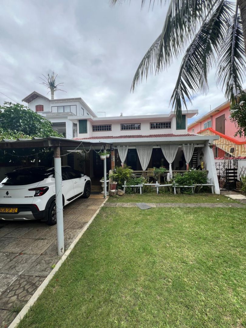 Maison / Villa 4 Chambre(s) en vente à Albion, ouest, île Maurice – LexpressProperty.com | 791032 | Ref01