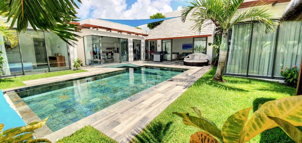 Maison / Villa 4 Chambre(s) en vente à Grand Bay, nord, île Maurice – LexpressProperty.com | 800652 | Ref01