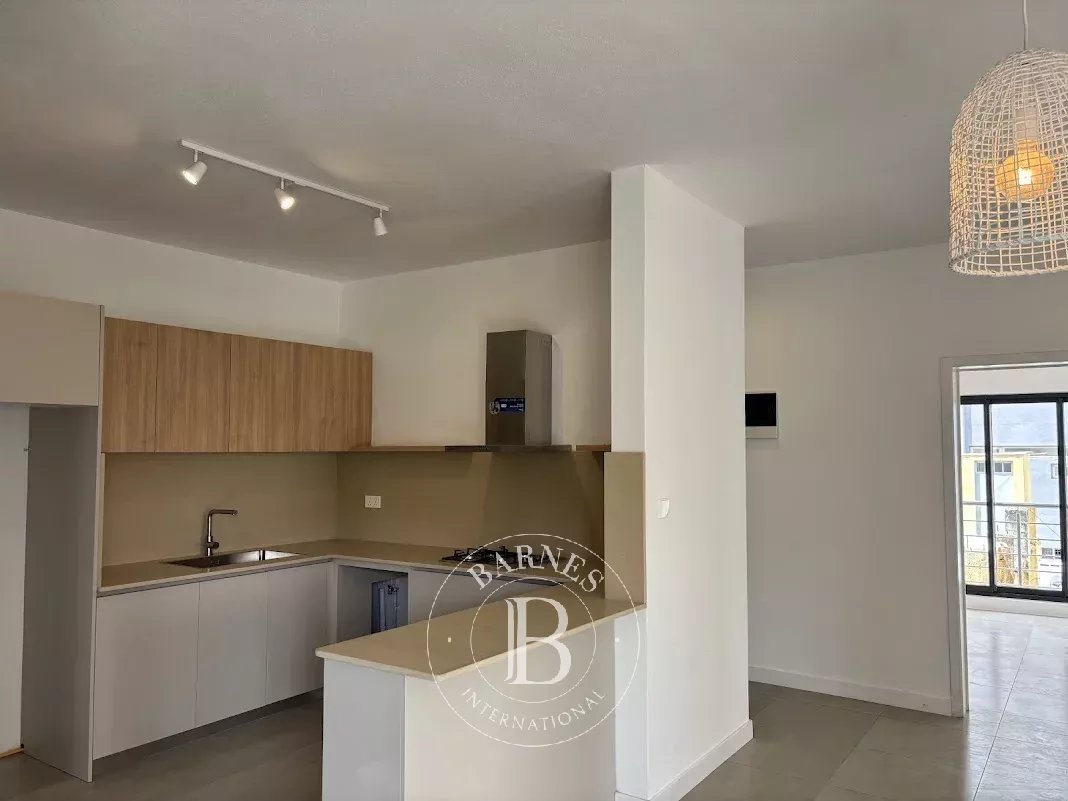 Appartement 3 Chambre(s) en vente à Quatre Bornes, centre, île Maurice – LexpressProperty.com | 791729 | Ref01