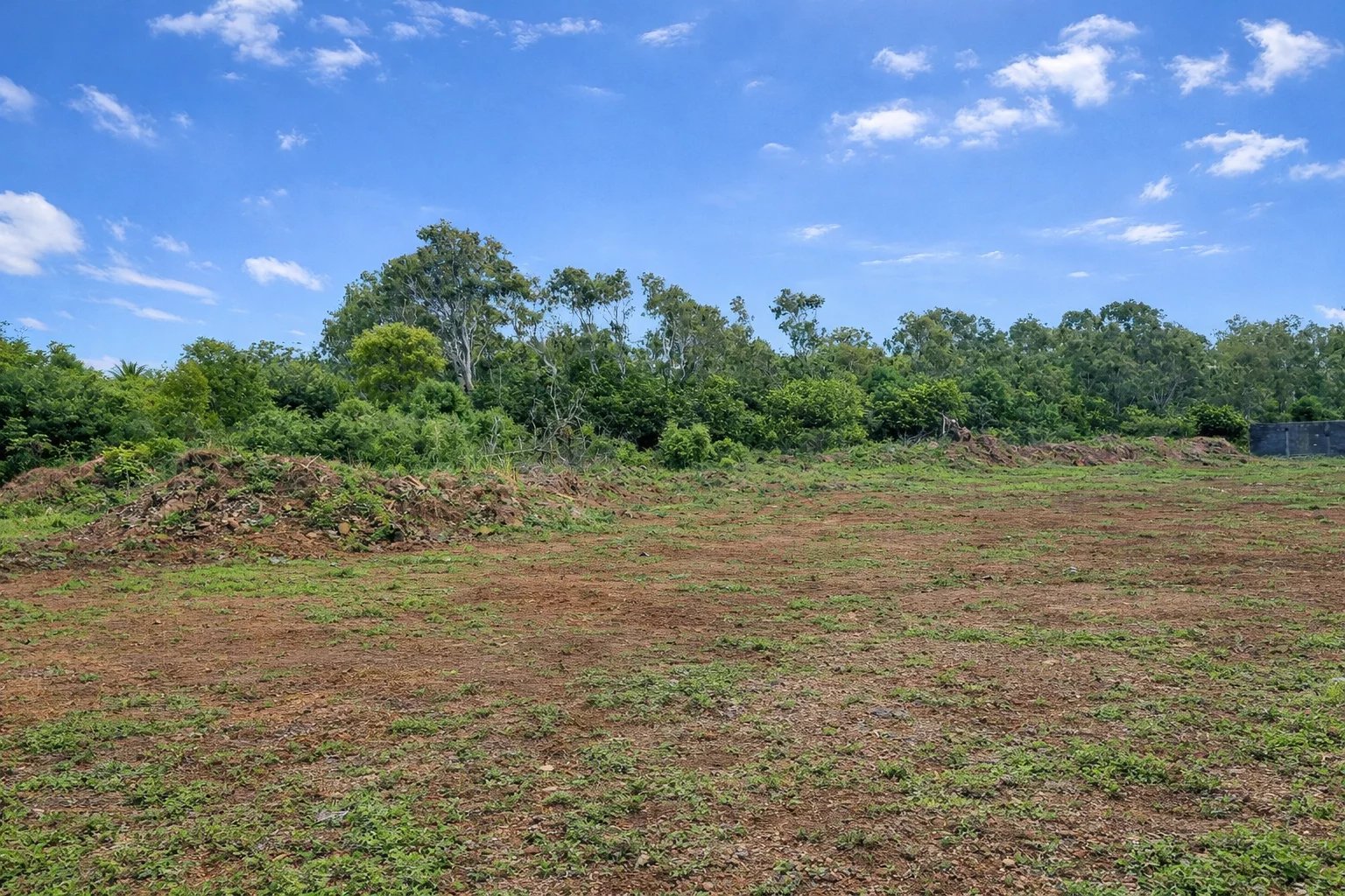 Residential land of 2954.609 m² for sale in Le Bouchon, south, Mauritius – LexpressProperty.com | 792328 | Ref01