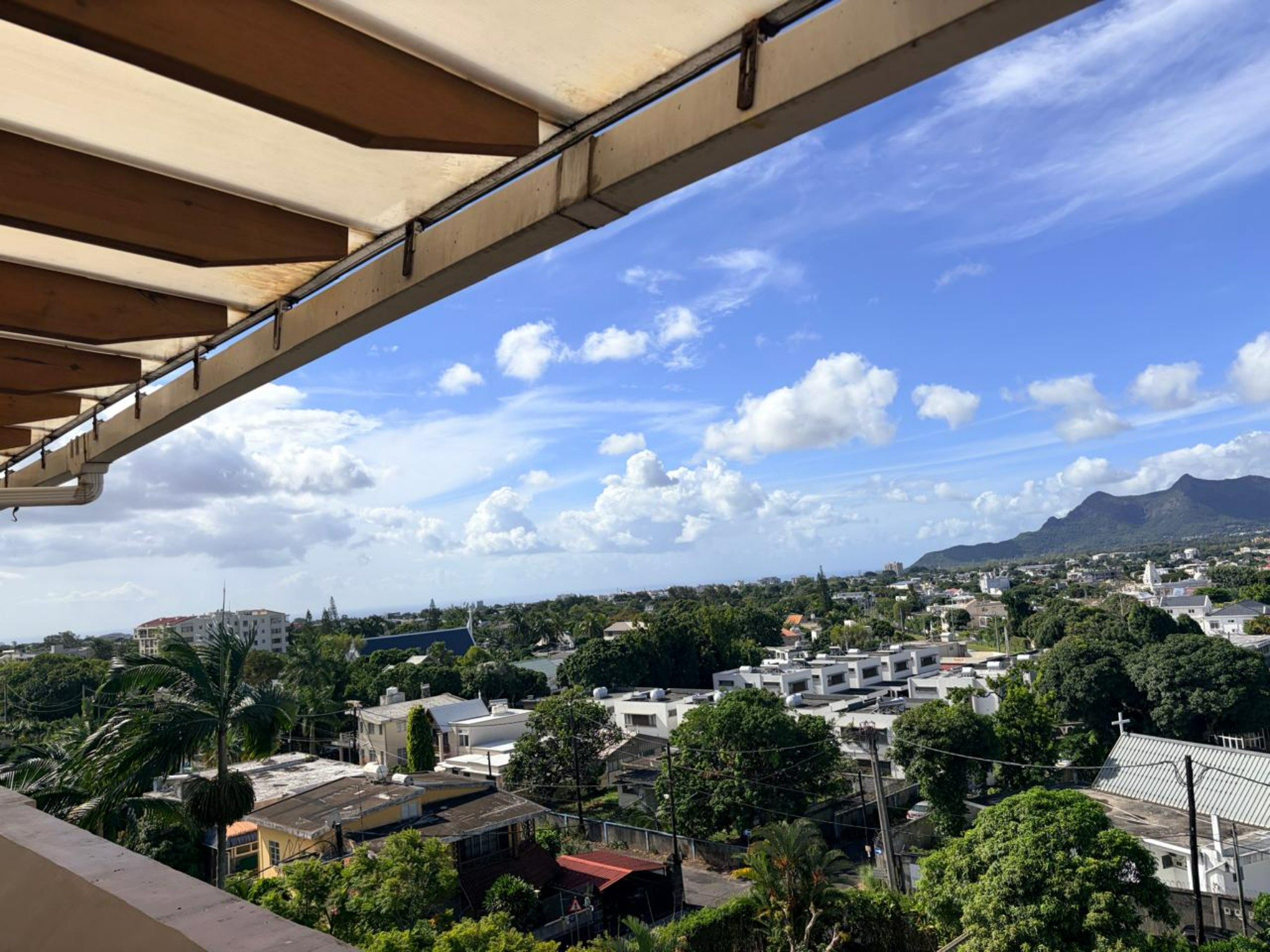 Penthouse 4 Chambre(s) en vente à Quatre Bornes, centre, île Maurice – LexpressProperty.com | 792344 | Ref01