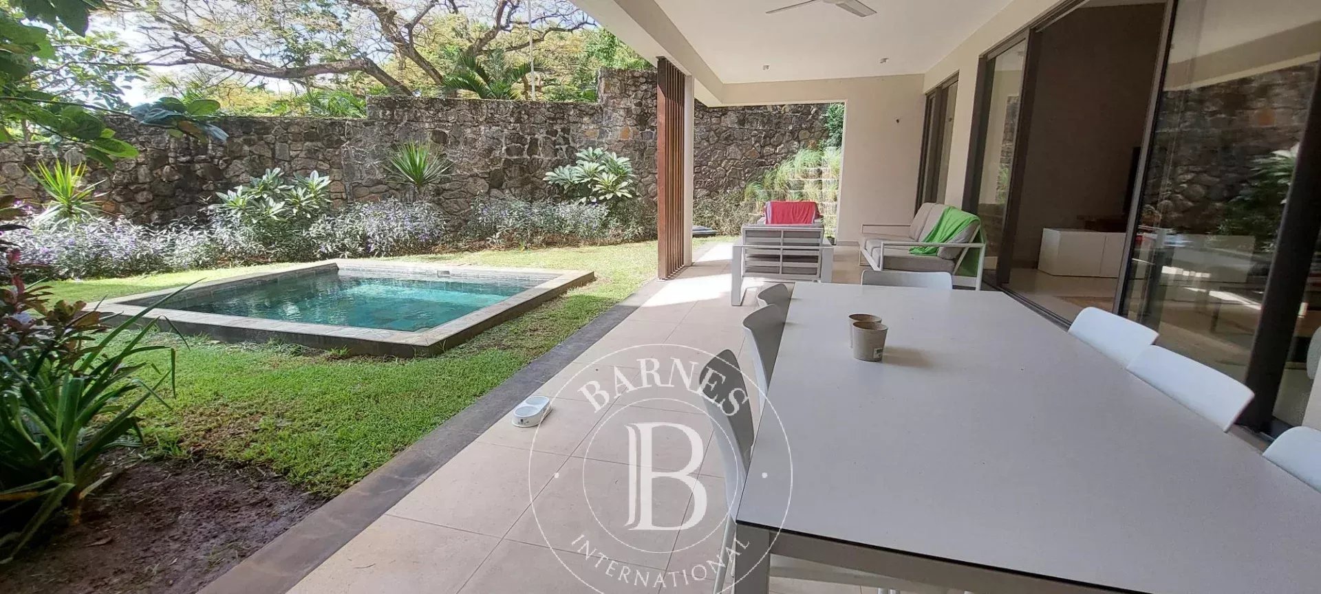 Appartement 3 Chambre(s) en vente à Pointe aux Canonniers, nord, île Maurice – LexpressProperty.com | 797909 | Ref01
