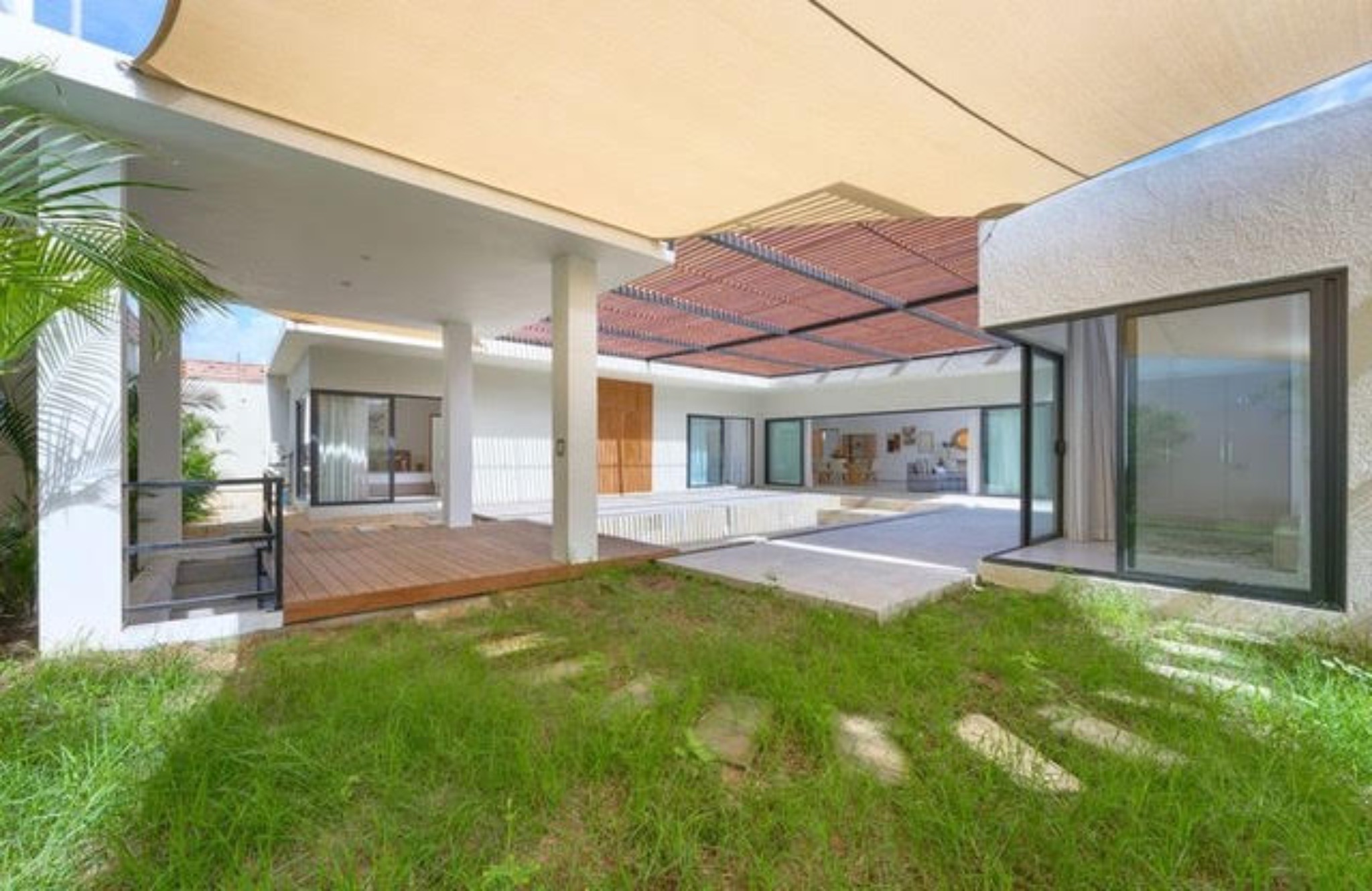Property – LexpressProperty.com | 804800 | Ref01