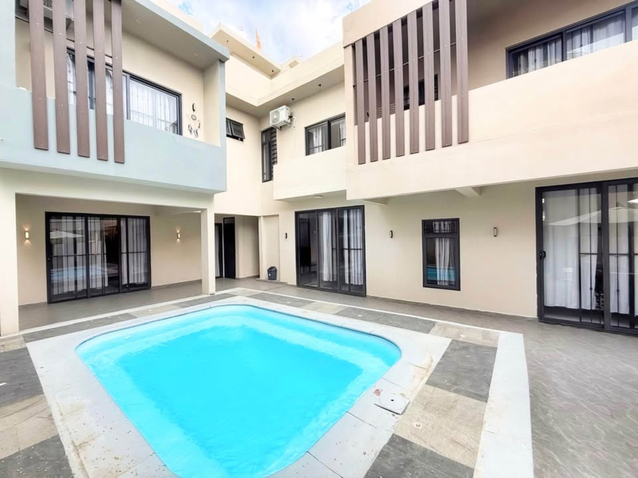 Apartment of 2 bedrooms for rent in Albion, west, Mauritius – LexpressProperty.com | 805136 | Ref01