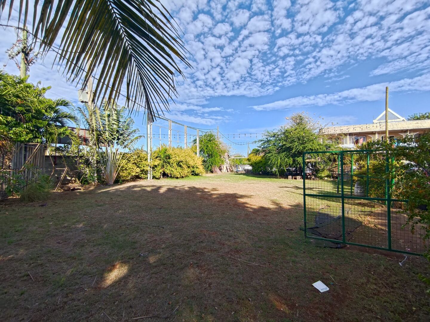 Entrepôt vente à Petite Rivière, ouest, île Maurice – LexpressProperty.com | 805307 | Ref01