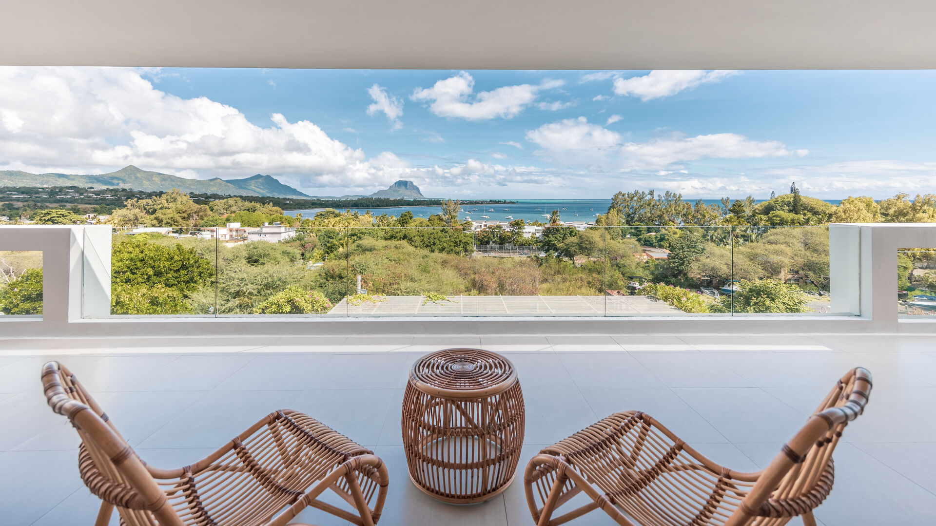 Apartment of 3 bedrooms for sale in Grande Rivière Noire, west, Mauritius – LexpressProperty.com | 806725 | Ref01