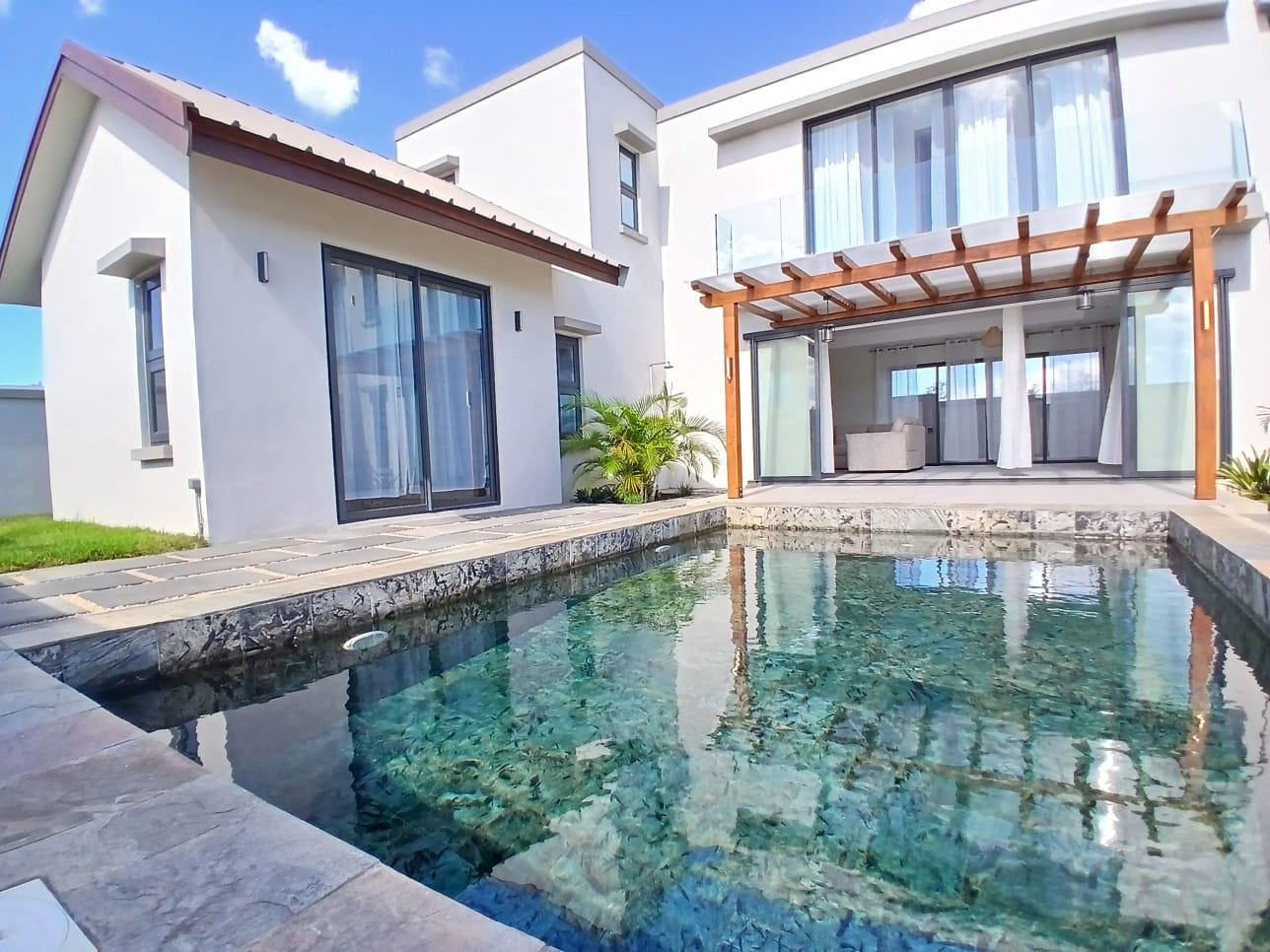 House / Villa of 4 bedrooms for sale in Flic en Flac, west, Mauritius – LexpressProperty.com | 806953 | Ref01