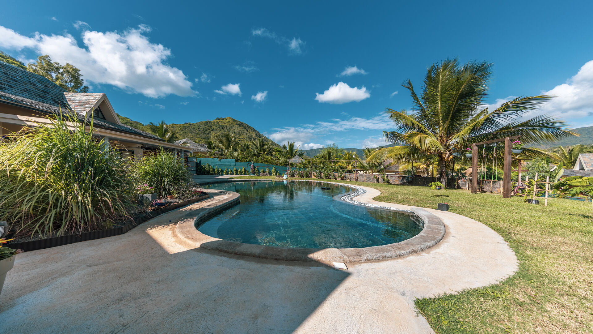 House / Villa of 5 bedrooms for sale in Black River, west, Mauritius – LexpressProperty.com | 800258 | Ref01