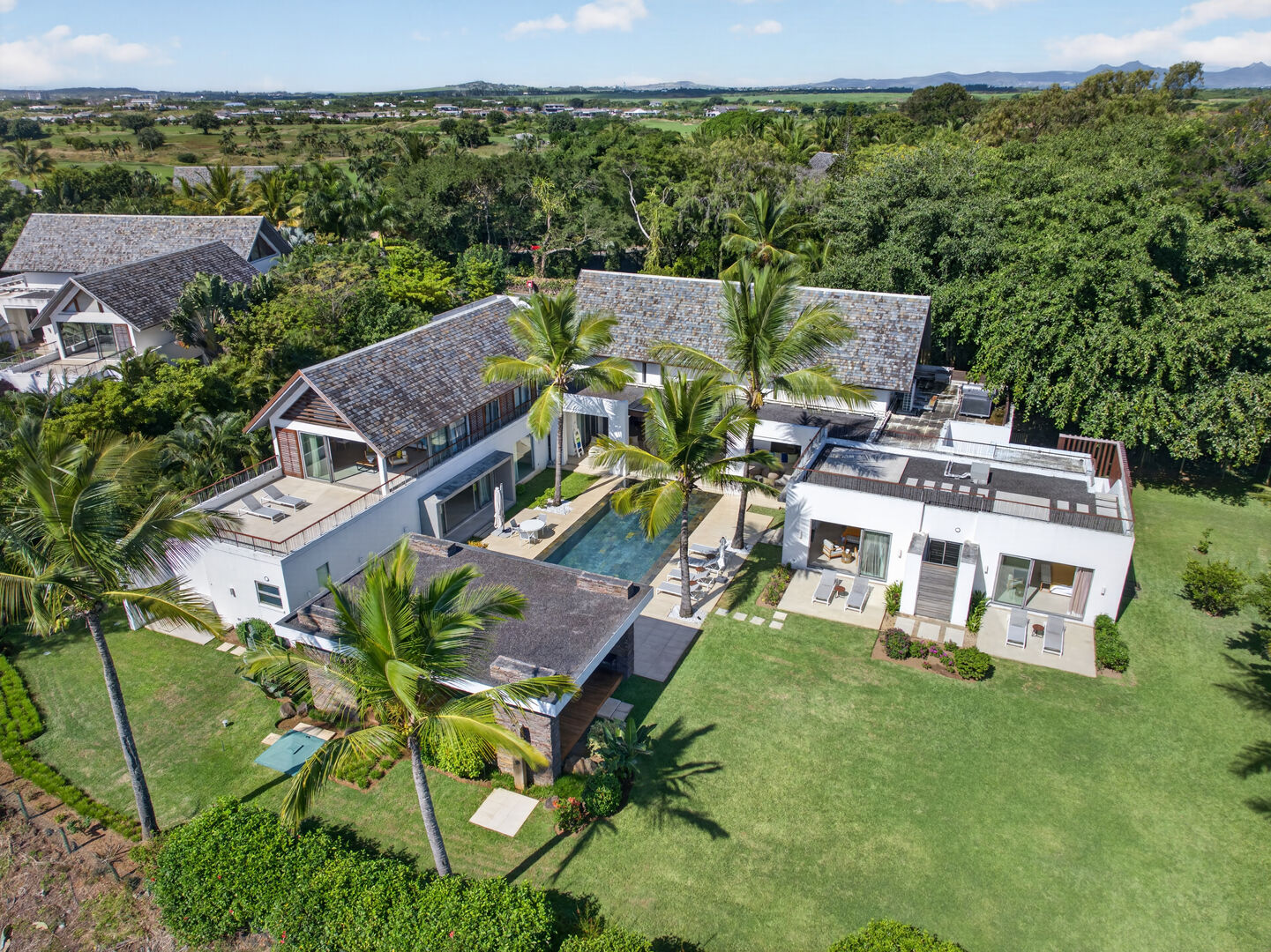 Maison / Villa 5 Chambre(s) en vente à Mon Choisy, nord, île Maurice – LexpressProperty.com | 807486 | Ref01